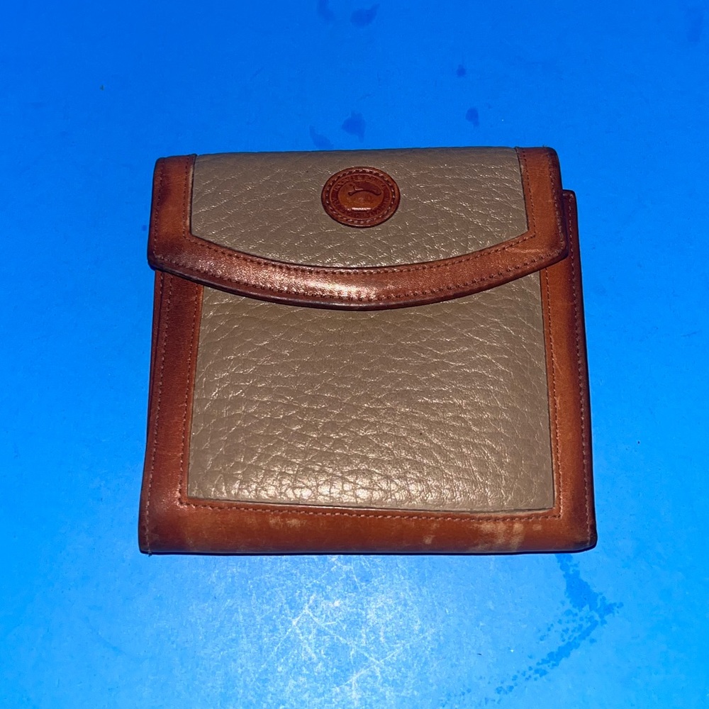 Vintage Dooney & Bourke Wallet